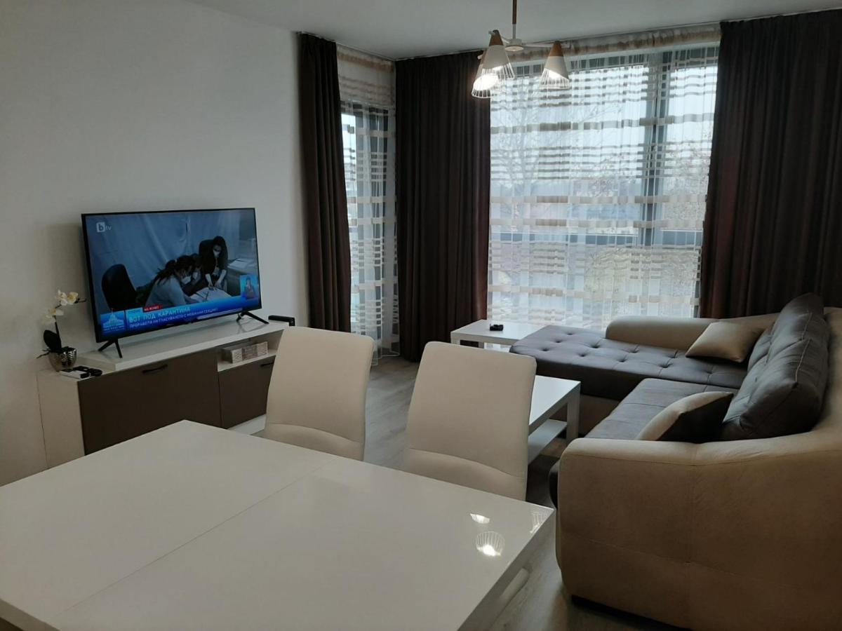 Апартамент Deluxe 3 圣君士坦丁和海伦那 外观 照片
